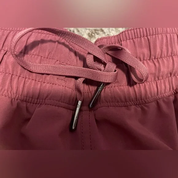 Lululemon Reversibile mauve & tan size 4 - Picture 9 of 15